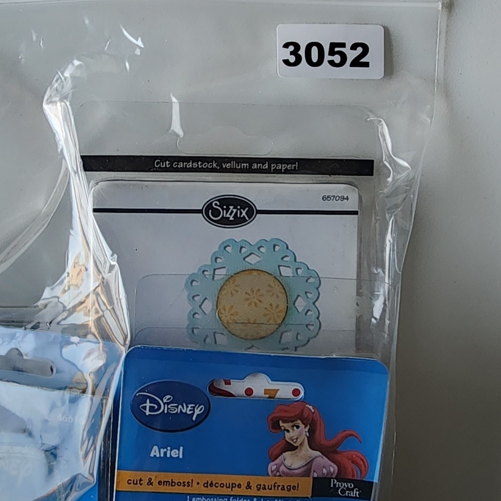 Sizzix Embossing Folders Cuttlebug Disney Cut Emboss Dies Lot Shells Disney Cake - Picture 12 of 12